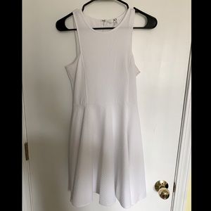 White Sleeveless Dress